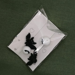 Bat needle stoppers