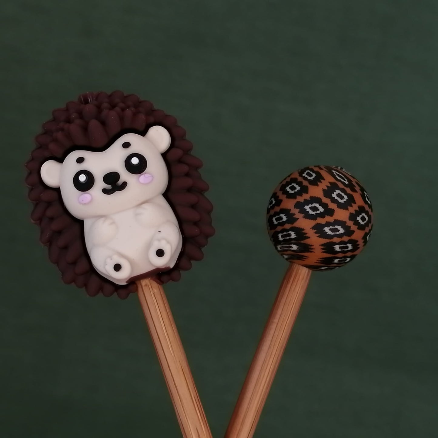 Set of 2 Needle stoppers